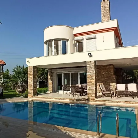 Dora Villa Kusadasi