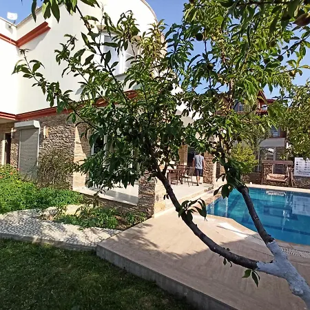 Dora * Kusadasi